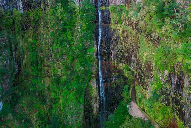 madeira-island-levada-25-waterfalls-hike--25-fontes-madeira-taxi-01