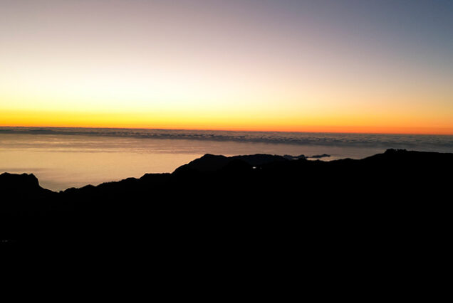 madeira-island-sunrise-watching-pico-arieiro-pico-ruivo-hike-madeira-taxi-011